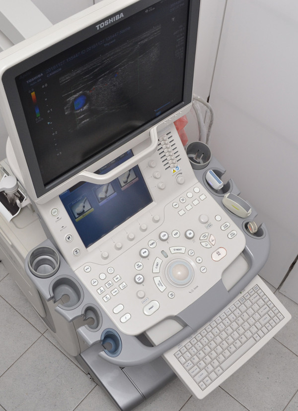 Ultrasonograf klasy PREMIUM Toshiba Aplio 400 TUS-A400