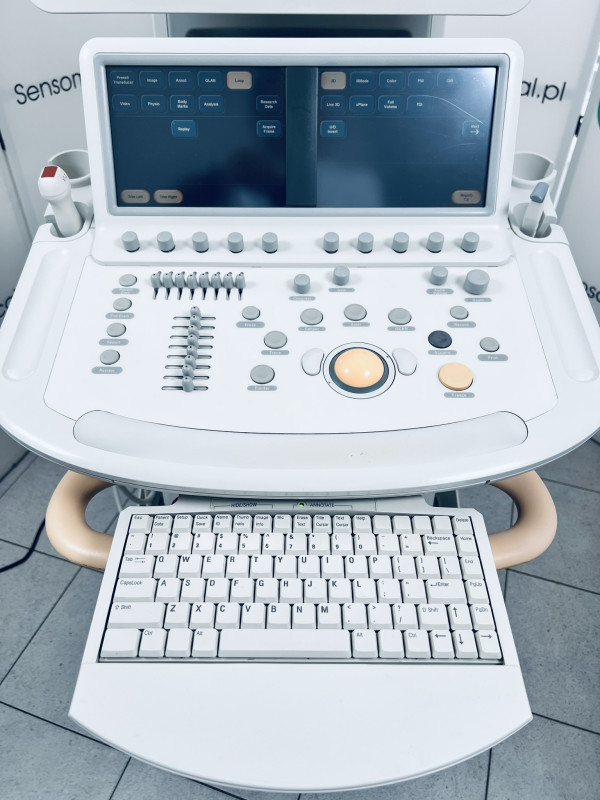 Echokardiograf UKG aparat USG Philips iE33 